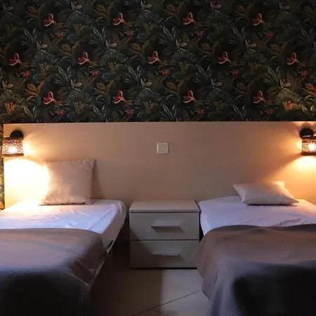 Holiday home Maison En Duplex Dans A 400m De La