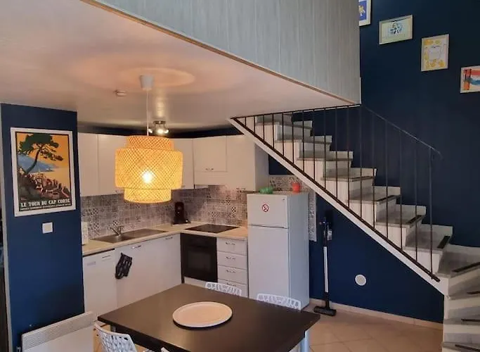 Maison En Duplex Dans A 400m De La * Belgodere (Corsica)