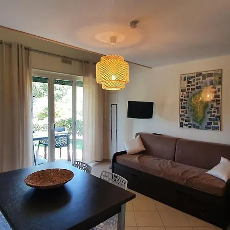 Maison En Duplex Dans Résidence à 400m De La Belgodère